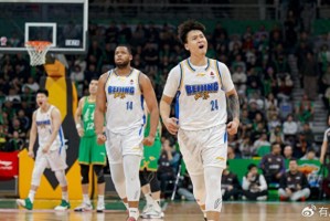 mk体育官方网站-狂飙9记三分轰60分6助！男篮双后卫杀红眼：赵睿砍34分斩杀辽篮|辽宁队|北京队|赵继伟|三分球|北京首钢_新浪体育_新浪新闻